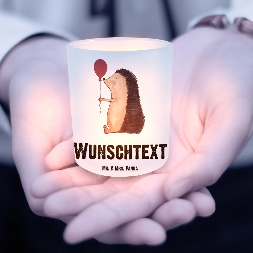 Personalisiertes Windlicht Igel Luftballon Personalisiertes Windlicht, Personalisiertes Windlicht Glas, Personalisiertes Teelichtglas, Personalisierter Teelichthalter, Personalisiertes Kerzenglas, Personalisierte Kerze, Personalisiertes Teelicht, Windlicht mit Namen, Windlicht Glas mit Namen, Teelichtglas mit Namen, Teelichthalter mit Namen, Teelichter mit Namen, Kerzenglas mit Namen, Kerze mit Namen, Teelicht mit Namen, Namenspersonalisierung, Name, selbst gestalten, Wunschtext, Bedrucken, Tiermotive, Gute Laune, lustige Sprüche, Tiere, Igel, Geburtstag, Herzlichen Glückwunsch, Glückwunsch, Geburtstagskind, Ballon, Happy Birthday