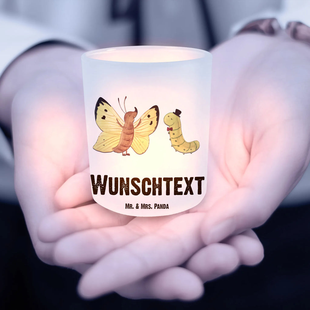 Personalisiertes Windlicht Raupe Schmetterling Personalisiertes Windlicht, Personalisiertes Windlicht Glas, Personalisiertes Teelichtglas, Personalisierter Teelichthalter, Personalisiertes Kerzenglas, Personalisierte Kerze, Personalisiertes Teelicht, Windlicht mit Namen, Windlicht Glas mit Namen, Teelichtglas mit Namen, Teelichthalter mit Namen, Teelichter mit Namen, Kerzenglas mit Namen, Kerze mit Namen, Teelicht mit Namen, Namenspersonalisierung, Name, selbst gestalten, Wunschtext, Bedrucken, Tiermotive, Gute Laune, lustige Sprüche, Tiere, Raupe, Schmetterling, Zitronenfalter, Entwicklung, Erwachsen werden, Kokon, Hut, Hütchen, Schönheit, Aufwachsen