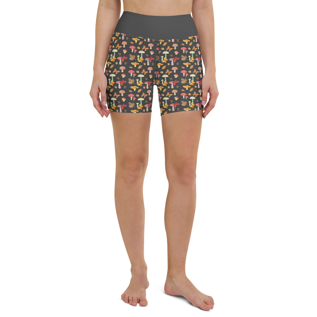 Yoga Shorts Pilze Schmetterlinge Muster Yoga Shorts, Yogashorts, Sporthose, Sportshorts, Fitnesshose, Sportshorts Damen, Yoga Shorts Damen, Yogabekleidung, Sportbekleidung, Pilz Muster, Schmetterling Muster, Schmetterlinge, Nachtfalter, Pilze