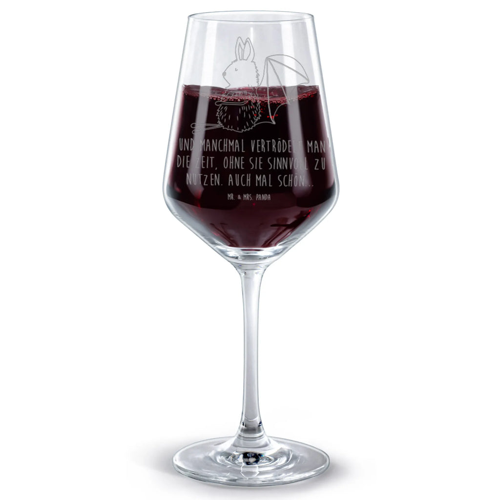 Rotwein Glas Fledermaus sitzend Rotweinglas, Weinglas, Rotwein Glas, Weinglas mit Gravur, Geschenk für Weinliebhaber, Spülmaschinenfeste Weingläser, Hochwertige Weinaccessoires, Tiermotive, Gute Laune, lustige Sprüche, Tiere, Fledermaus, Fledermäuse, Motivation, entspannen