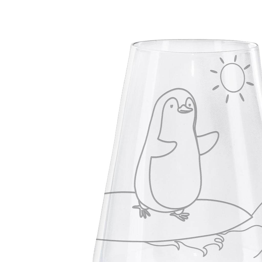 Weißwein Glas Pinguin Surfer Weißweinglas, Weinglas, Weißwein Glas, Weinglas mit Gravur, Geschenk für Weinliebhaber, Spülmaschinenfeste Weingläser, Hochwertige Weinaccessoires, Pinguin, Pinguine, surfen, Surfer, Hawaii, Urlaub, Wellen, Wellen reiten, Portugal