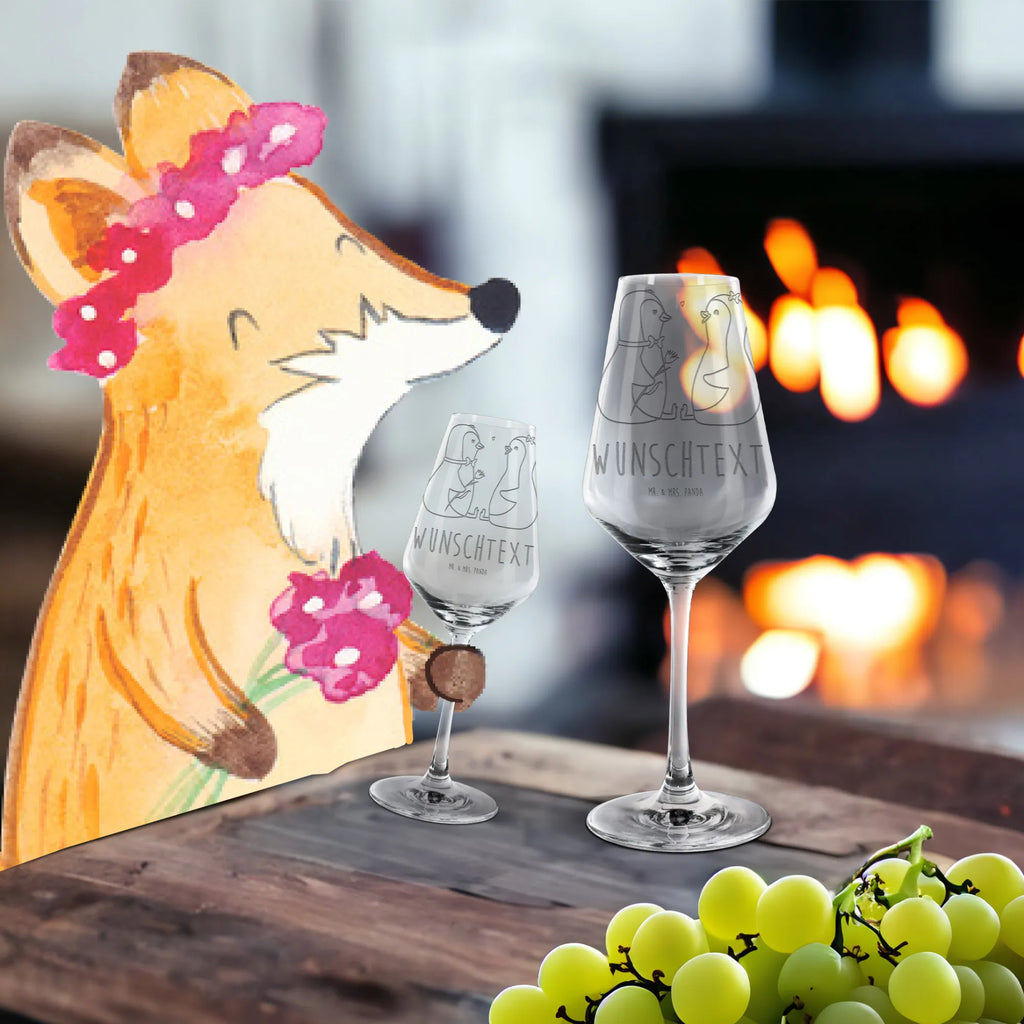 Personalisiertes Weißwein Glas Pinguin Pärchen Personalisiertes Weißweinglas, Personalisiertes Weinglas, Personalisiertes Weißwein Glas, Personalisiertes Weinglas mit Gravur, Personalisiertes Geschenk für Weinliebhaber, Personalisierte Spülmaschinenfeste Weingläser, Personalisierte Weinaccessoires, Weißweinglas mit Namen, Weinglas mit Namen, Weißwein Glas mit Namen, Weinglas mit Gravur mit Namen, Geschenk für Weinliebhaber mit Namen, Spülmaschinenfeste Weingläser mit Namen, Hochwertige Weinaccessoires mit Namen, Pinguin, Pinguine, Liebe, Liebespaar, Liebesbeweis, Liebesgeschenk, Verlobung, Jahrestag, Hochzeitstag, Hochzeit, Hochzeitsgeschenk, große Liebe, Traumpaar