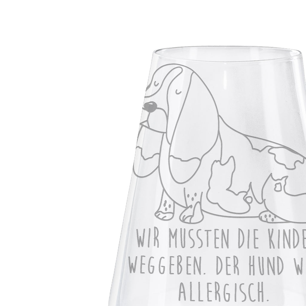 Weißwein Glas Hund Basset Hound Weißweinglas, Weinglas, Weißwein Glas, Weinglas mit Gravur, Geschenk für Weinliebhaber, Spülmaschinenfeste Weingläser, Hochwertige Weinaccessoires, Hund, Hundemotiv, Haustier, Hunderasse, Tierliebhaber, Hundebesitzer, Sprüche, Basset Hound, Basset, Hundeliebe, kinderlos