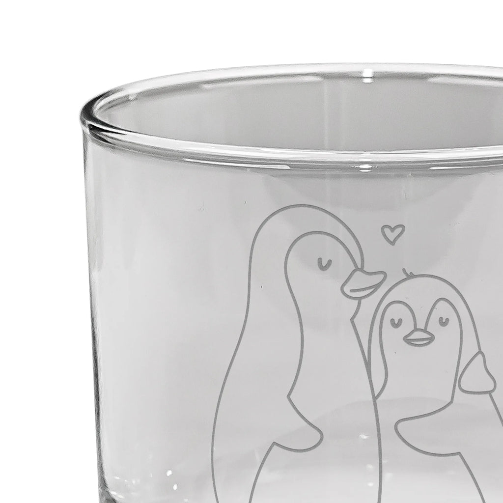 Whiskey Glas Pinguin umarmend Whiskeylgas, Whiskey Glas, Whiskey Glas mit Gravur, Whiskeyglas mit Spruch, Whiskey Glas mit Sprüchen, Whiskygläser, Whisky Gläser, Whiskey Tumbler, Whiskyglas mit Gravur, Gravur Whiskyglas, Edle Whiskygläser, Pinguin, Liebe, Liebespaar, Liebesbeweis, Liebesgeschenk, Verlobung, Jahrestag, Hochzeitstag, Hochzeit, Hochzeitsgeschenk