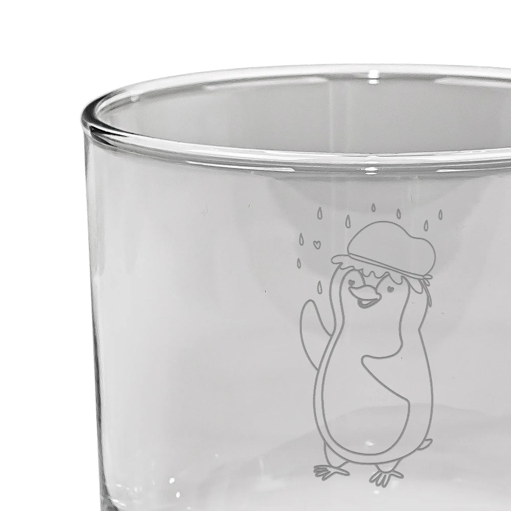 Personalisiertes Whiskey Glas Pinguin duscht Whiskeylgas, Whiskey Glas, Whiskey Glas mit Gravur, Whiskeyglas mit Spruch, Whiskey Glas mit Sprüchen, Pinguin, Pinguine, Dusche, duschen, Lebensmotto, Motivation, Neustart, Neuanfang, glücklich sein