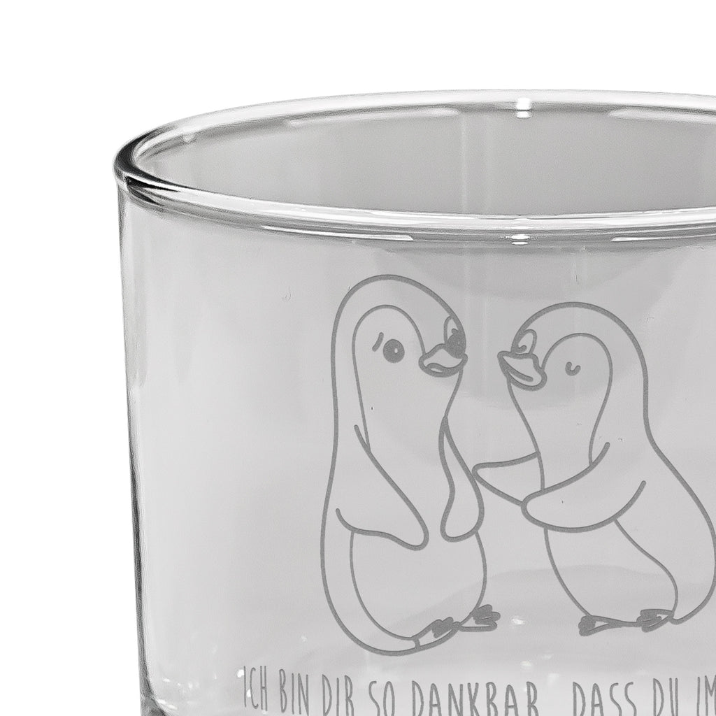 Whiskey Glas Pinguine trösten Whiskeylgas, Whiskey Glas, Whiskey Glas mit Gravur, Whiskeyglas mit Spruch, Whiskey Glas mit Sprüchen, Whiskygläser, Whisky Gläser, Whiskey Tumbler, Whiskyglas mit Gravur, Gravur Whiskyglas, Edle Whiskygläser, Liebe, Partner, Freund, Freundin, Ehemann, Ehefrau, Heiraten, Verlobung, Heiratsantrag, Liebesgeschenk, Jahrestag, Hocheitstag, Valentinstag, Geschenk für Frauen, Hochzeitstag, Mitbringsel, Geschenk für Freundin, Geschenk für Partner, Liebesbeweis, für Männer, für Ehemann