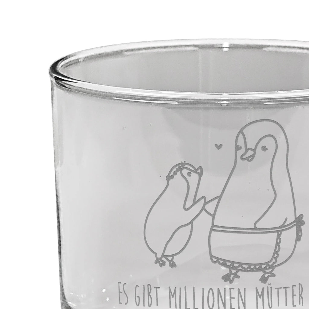 Whiskey Glas Pinguin mit Kind Whiskeylgas, Whiskey Glas, Whiskey Glas mit Gravur, Whiskeyglas mit Spruch, Whiskey Glas mit Sprüchen, Whiskygläser, Whisky Gläser, Whiskey Tumbler, Whiskyglas mit Gravur, Gravur Whiskyglas, Edle Whiskygläser, Familie, Vatertag, Muttertag, Bruder, Schwester, Mama, Papa, Oma, Opa, Geschenk, Mami, Mutti, Mutter, Geburststag