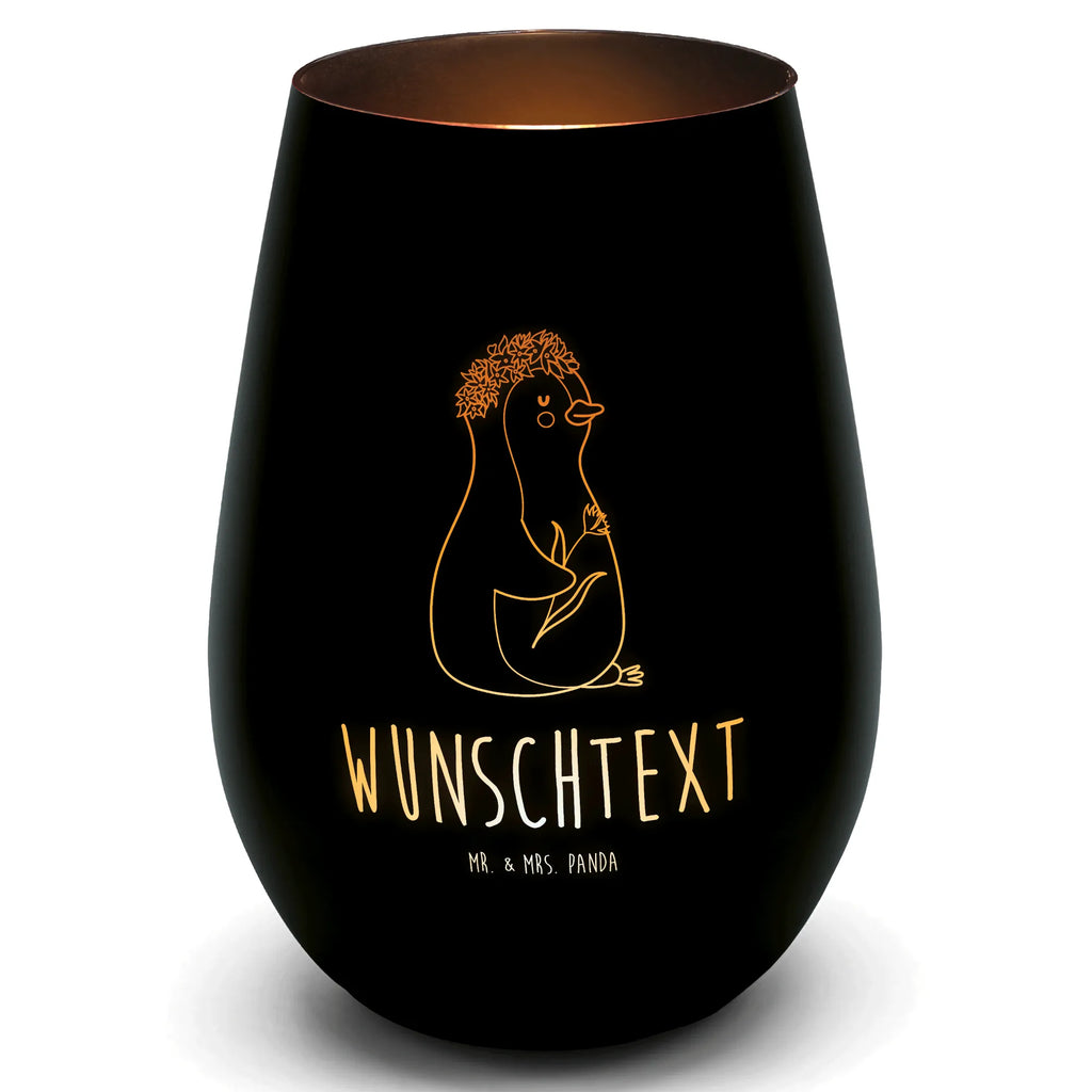 Gold Windlicht Personalisiert Pinguin Blumen Personalisiertes Windlicht, Personalisiertes Teelicht, Personalisiertes Graviertes Windlicht, Personalisiertes Windlicht Gravur, Personalisierte Kerze, Personalisiertes Windlicht aus Glas, Personalisiertes Teelicht aus Glas, Personalisiertes Windlicht mit Namen, Teelicht mit Namen, Graviertes Windlicht mit Namen, Windlicht Gravur mit Namen, Kerze mit Namen, Windlicht aus Glas mit Namen, Teelicht aus Glas mit Namen, Wunschtext, Personalisierbar, Selbst gestalten, Pinguin, Pinguine, Blumenkranz, Universum, Leben, Wünsche, Ziele, Lebensziele, Motivation, Lebenslust, Liebeskummer, Geschenkidee