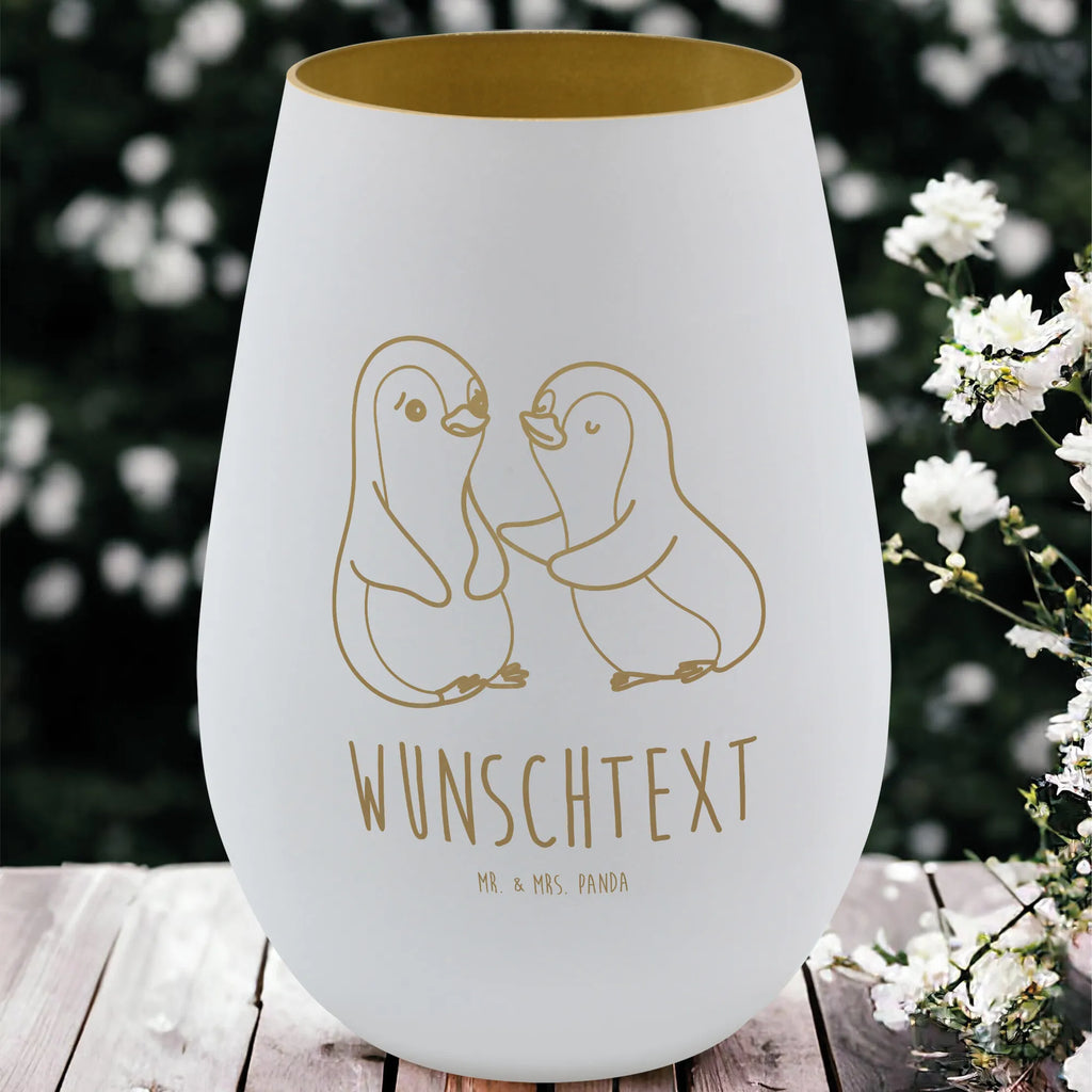 Gold Windlicht Personalisiert Pinguine trösten Personalisiertes Windlicht, Personalisiertes Teelicht, Personalisiertes Graviertes Windlicht, Personalisiertes Windlicht Gravur, Personalisierte Kerze, Personalisiertes Windlicht aus Glas, Personalisiertes Teelicht aus Glas, Personalisiertes Windlicht mit Namen, Teelicht mit Namen, Graviertes Windlicht mit Namen, Windlicht Gravur mit Namen, Kerze mit Namen, Windlicht aus Glas mit Namen, Teelicht aus Glas mit Namen, Wunschtext, Personalisierbar, Selbst gestalten, Liebe, Partner, Freund, Freundin, Ehemann, Ehefrau, Heiraten, Verlobung, Heiratsantrag, Liebesgeschenk, Jahrestag, Hocheitstag, Valentinstag, Geschenk für Frauen, Hochzeitstag, Mitbringsel, Geschenk für Freundin, Geschenk für Partner, Liebesbeweis, für Männer, für Ehemann