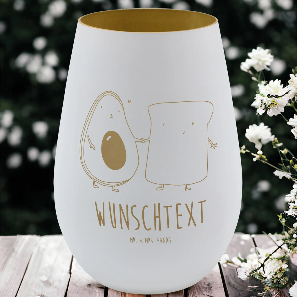 Gold Windlicht Personalisiert Avocado Toast Personalisiertes Windlicht, Personalisiertes Teelicht, Personalisiertes Graviertes Windlicht, Personalisiertes Windlicht Gravur, Personalisierte Kerze, Personalisiertes Windlicht aus Glas, Personalisiertes Teelicht aus Glas, Personalisiertes Windlicht mit Namen, Teelicht mit Namen, Graviertes Windlicht mit Namen, Windlicht Gravur mit Namen, Kerze mit Namen, Windlicht aus Glas mit Namen, Teelicht aus Glas mit Namen, Wunschtext, Personalisierbar, Selbst gestalten, Avocado, Veggie, Vegan, Gesund, Toast, Toastbrot, Liebespaar, Pärchen, Freund, Freundin, Verlobt, Verlobungsparty, Hochzeit, Hochzeitsgeschenk, Jahrestag, Jahrestagsgeschenk