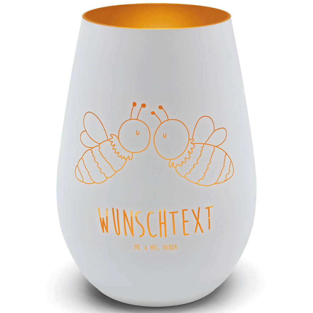 Gold Windlicht Personalisiert Biene Liebe Personalisiertes Windlicht, Personalisiertes Teelicht, Personalisiertes Graviertes Windlicht, Personalisiertes Windlicht Gravur, Personalisierte Kerze, Personalisiertes Windlicht aus Glas, Personalisiertes Teelicht aus Glas, Personalisiertes Windlicht mit Namen, Teelicht mit Namen, Graviertes Windlicht mit Namen, Windlicht Gravur mit Namen, Kerze mit Namen, Windlicht aus Glas mit Namen, Teelicht aus Glas mit Namen, Wunschtext, Personalisierbar, Selbst gestalten, Biene, Wespe, Hummel