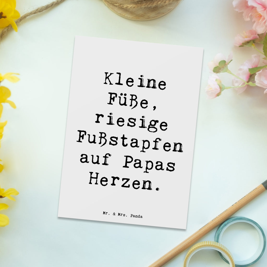 Postkarte Spruch Baby Herzabdrücke Postkarte, Karte, Geschenkkarte, Grußkarte, Einladung, Ansichtskarte, Geburtstagskarte, Einladungskarte, Dankeskarte, Ansichtskarten, Einladung Geburtstag, Einladungskarten Geburtstag, Familie, Vatertag, Muttertag, Bruder, Schwester, Mama, Papa, Oma, Opa