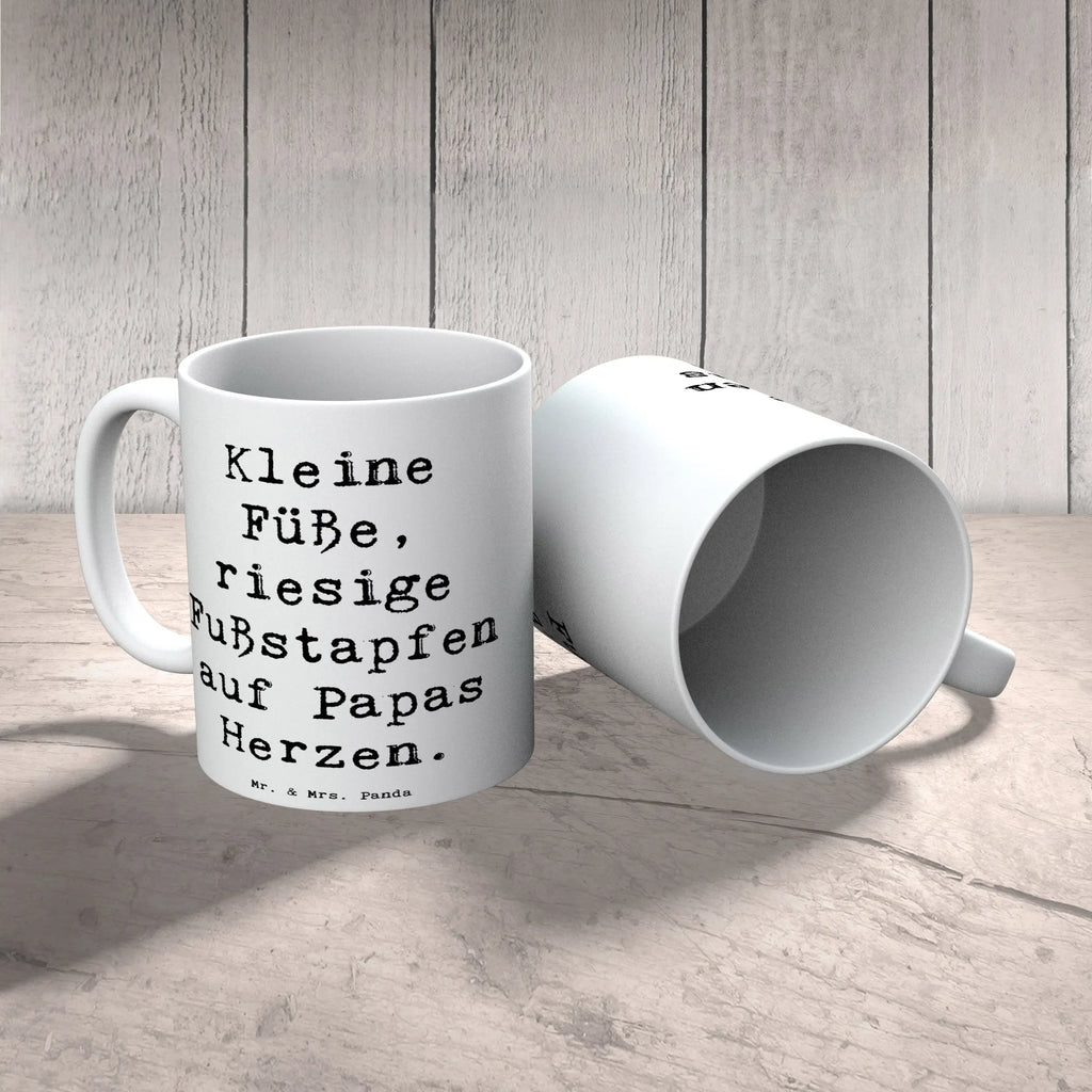 Tasse Spruch Baby Herzabdrücke Tasse, Kaffeetasse, Teetasse, Becher, Kaffeebecher, Teebecher, Keramiktasse, Porzellantasse, Büro Tasse, Geschenk Tasse, Tasse Sprüche, Tasse Motive, Kaffeetassen, Tasse bedrucken, Designer Tasse, Cappuccino Tassen, Schöne Teetassen, Familie, Vatertag, Muttertag, Bruder, Schwester, Mama, Papa, Oma, Opa