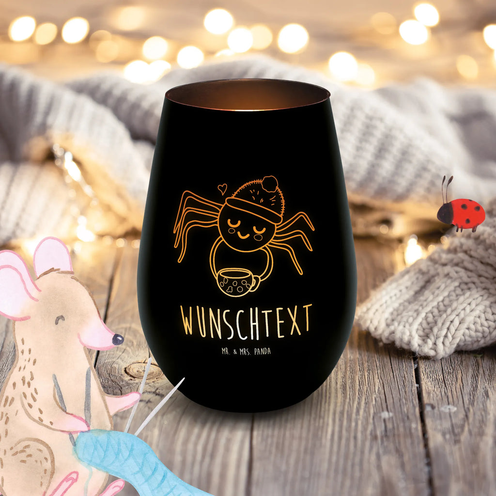 Gold Windlicht Personalisiert Spinne Agathe Kaffee Personalisiertes Windlicht, Personalisiertes Teelicht, Personalisiertes Graviertes Windlicht, Personalisiertes Windlicht Gravur, Personalisierte Kerze, Personalisiertes Windlicht aus Glas, Personalisiertes Teelicht aus Glas, Personalisiertes Windlicht mit Namen, Teelicht mit Namen, Graviertes Windlicht mit Namen, Windlicht Gravur mit Namen, Kerze mit Namen, Windlicht aus Glas mit Namen, Teelicht aus Glas mit Namen, Wunschtext, Personalisierbar, Selbst gestalten, Spinne Agathe, Spinne, Agathe, Videos, Merchandise, Kaffee, Morgen, Morgenmuffel, Lebensweisheiten, Weiser Spruch