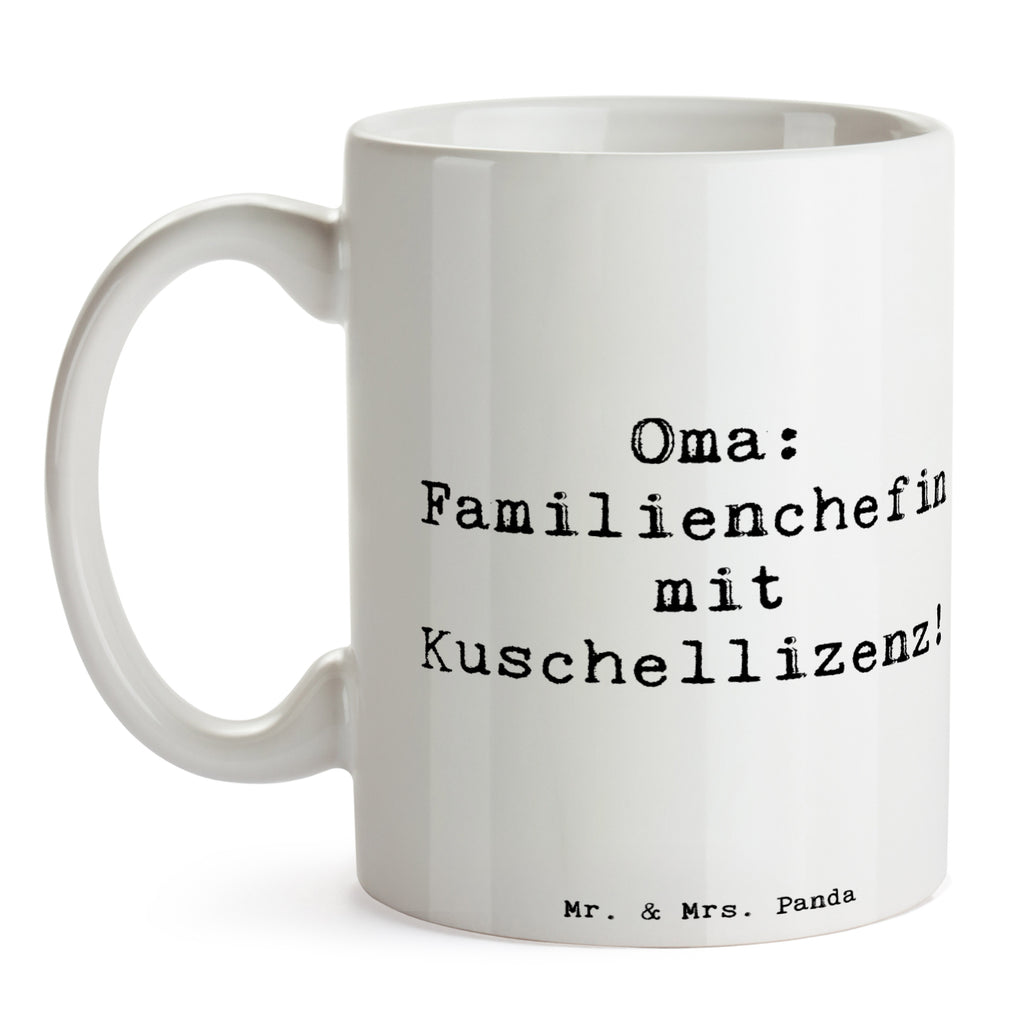 Tasse Spruch Oma Familienchefin Tasse, Kaffeetasse, Teetasse, Becher, Kaffeebecher, Teebecher, Keramiktasse, Porzellantasse, Büro Tasse, Geschenk Tasse, Tasse Sprüche, Tasse Motive, Kaffeetassen, Tasse bedrucken, Designer Tasse, Cappuccino Tassen, Schöne Teetassen, Familie, Vatertag, Muttertag, Bruder, Schwester, Mama, Papa, Oma, Opa