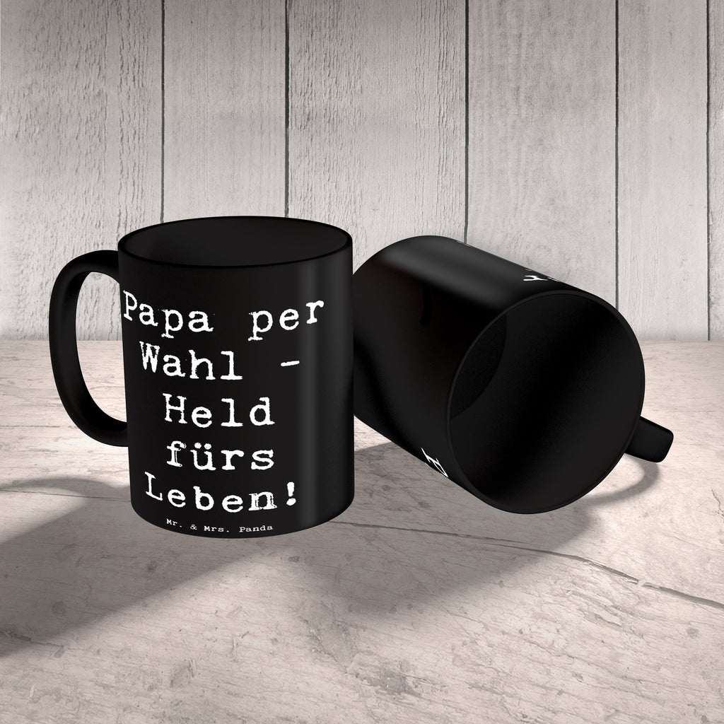 Tasse Spruch Adoptivvater Held Tasse, Kaffeetasse, Teetasse, Becher, Kaffeebecher, Teebecher, Keramiktasse, Porzellantasse, Büro Tasse, Geschenk Tasse, Tasse Sprüche, Tasse Motive, Kaffeetassen, Tasse bedrucken, Designer Tasse, Cappuccino Tassen, Schöne Teetassen, Familie, Vatertag, Muttertag, Bruder, Schwester, Mama, Papa, Oma, Opa