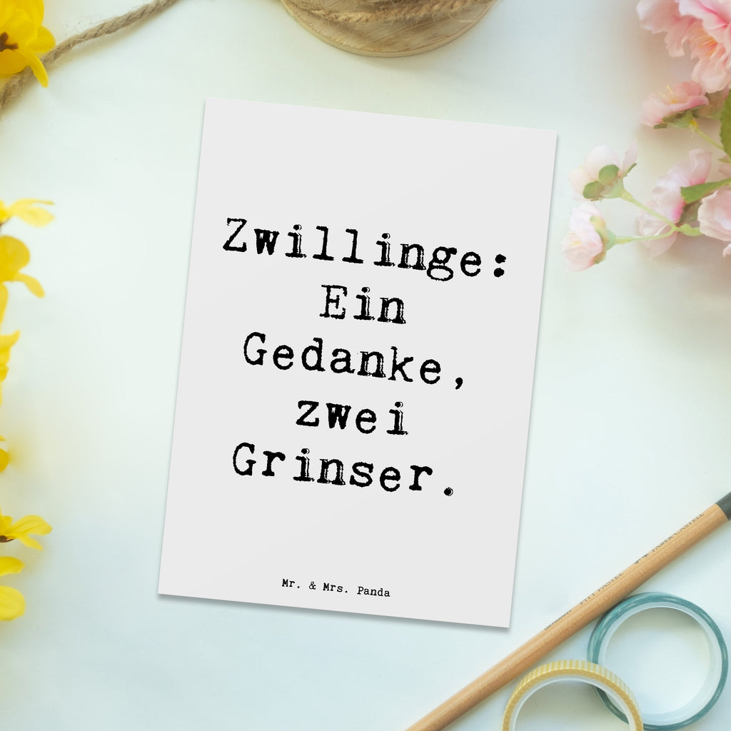 Postkarte Spruch Zwillingsgeschwister Grinser Postkarte, Karte, Geschenkkarte, Grußkarte, Einladung, Ansichtskarte, Geburtstagskarte, Einladungskarte, Dankeskarte, Ansichtskarten, Einladung Geburtstag, Einladungskarten Geburtstag, Familie, Vatertag, Muttertag, Bruder, Schwester, Mama, Papa, Oma, Opa