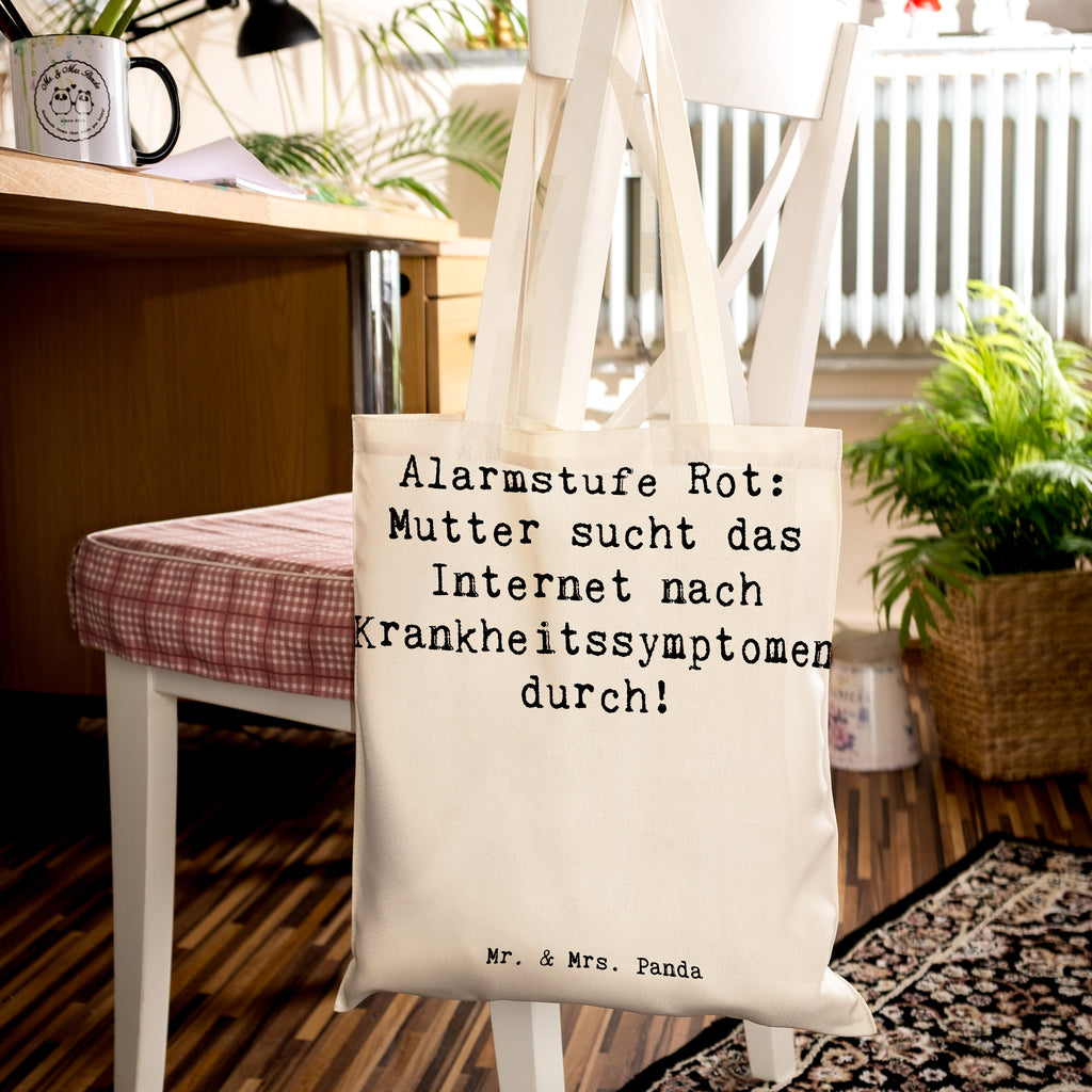 Tragetasche Spruch Alarmstufe Rot: Mutter sucht das Internet nach Krankheitssymptomen durch! Beuteltasche, Beutel, Einkaufstasche, Jutebeutel, Stoffbeutel, Tasche, Shopper, Umhängetasche, Strandtasche, Schultertasche, Stofftasche, Tragetasche, Badetasche, Jutetasche, Einkaufstüte, Laptoptasche, Familie, Vatertag, Muttertag, Bruder, Schwester, Mama, Papa, Oma, Opa