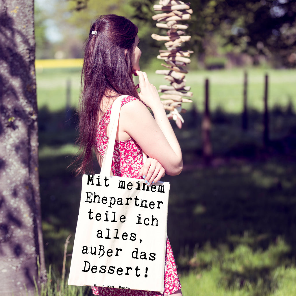 Tragetasche Spruch Ehepartner Dessert Beuteltasche, Beutel, Einkaufstasche, Jutebeutel, Stoffbeutel, Tasche, Shopper, Umhängetasche, Strandtasche, Schultertasche, Stofftasche, Tragetasche, Badetasche, Jutetasche, Einkaufstüte, Laptoptasche, Familie, Vatertag, Muttertag, Bruder, Schwester, Mama, Papa, Oma, Opa