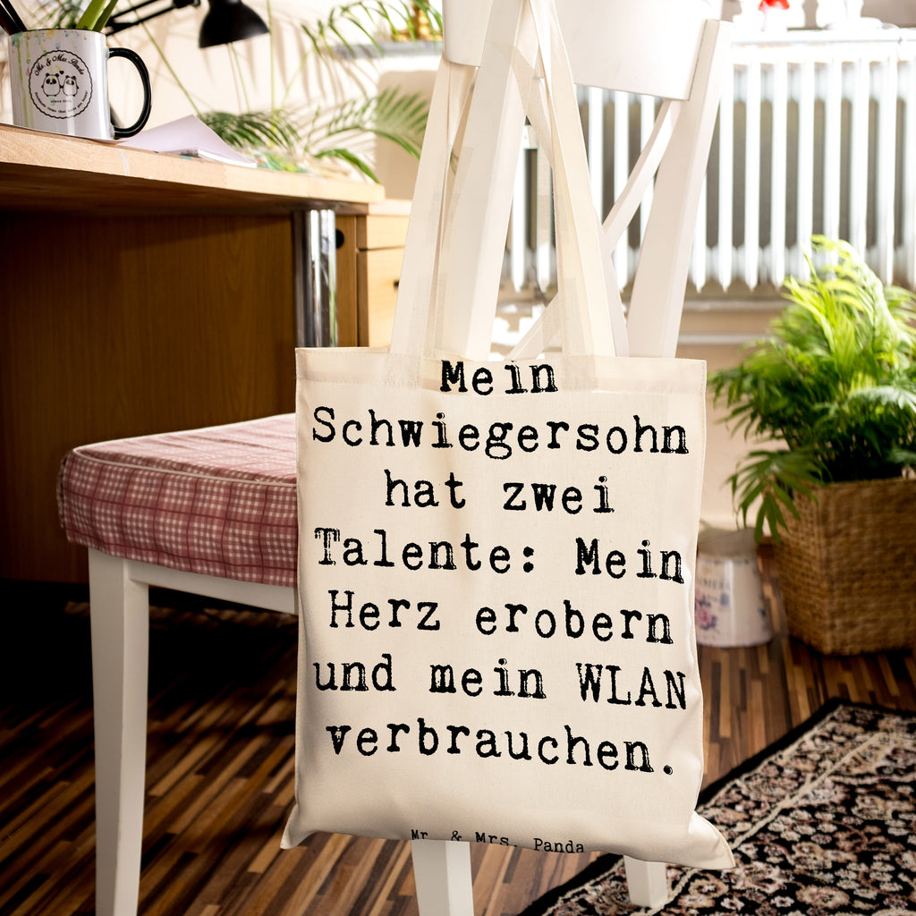 Tragetasche Spruch Schwiegersohn Talente Beuteltasche, Beutel, Einkaufstasche, Jutebeutel, Stoffbeutel, Tasche, Shopper, Umhängetasche, Strandtasche, Schultertasche, Stofftasche, Tragetasche, Badetasche, Jutetasche, Einkaufstüte, Laptoptasche, Familie, Vatertag, Muttertag, Bruder, Schwester, Mama, Papa, Oma, Opa