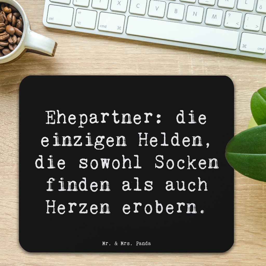 Mauspad Spruch Ehepartner Helden Mousepad, Computer zubehör, Büroausstattung, PC Zubehör, Arbeitszimmer, Mauspad, Einzigartiges Mauspad, Designer Mauspad, Mausunterlage, Mauspad Büro, Familie, Vatertag, Muttertag, Bruder, Schwester, Mama, Papa, Oma, Opa