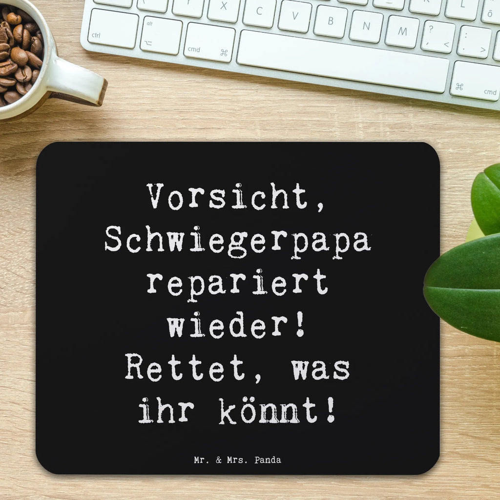 Mauspad Spruch Schwiegerpapa Repariert Mousepad, Computer zubehör, Büroausstattung, PC Zubehör, Arbeitszimmer, Mauspad, Einzigartiges Mauspad, Designer Mauspad, Mausunterlage, Mauspad Büro, Familie, Vatertag, Muttertag, Bruder, Schwester, Mama, Papa, Oma, Opa