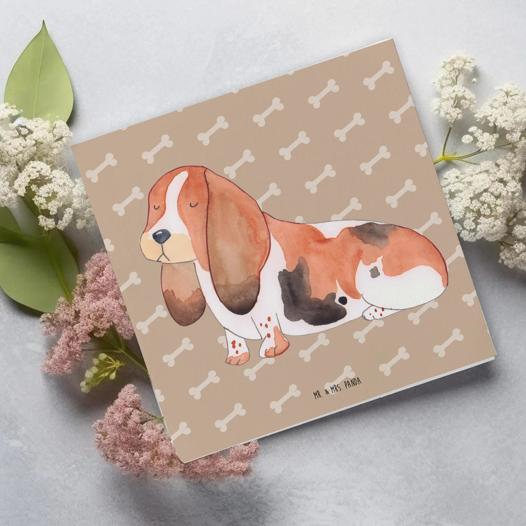 Deluxe Karte Hund Basset Hound Karte, Grußkarte, Klappkarte, Einladungskarte, Glückwunschkarte, Hochzeitskarte, Geburtstagskarte, Hochwertige Grußkarte, Hochwertige Klappkarte, Hund, Hundemotiv, Haustier, Hunderasse, Tierliebhaber, Hundebesitzer, Sprüche, Basset Hound, Basset, Hundeliebe, kinderlos