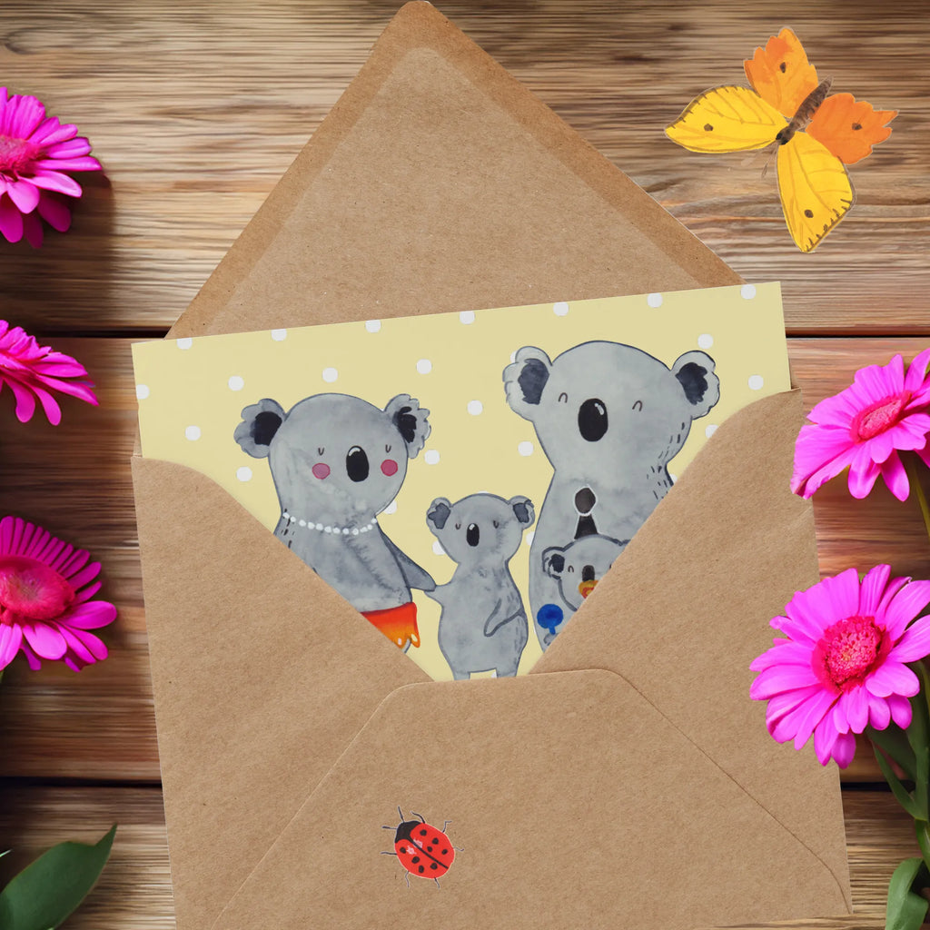 Personalisierte Deluxe Karte Koala Familie Personalisierte Grußkarte, Personalisiertere Klappkarte, Personalisierte Einladungskarte, Personalisierte Glückwunschkarte, Personalisierte Hochzeitskarte, Personalisierte Geburtstagskarte, Grußkarte mit Namen, Grußkarte selber drucken, Grußkarte selbst gestalten, Grußkarte mit persönlichen Nachrichten, Grußkarte als Geldgeschenk, Grußkarten personalisiert, Personalisierte Karte, Familie, Vatertag, Muttertag, Bruder, Schwester, Mama, Papa, Oma, Opa, Koala, Koalas, Family, Kinder, Geschwister, Familienleben