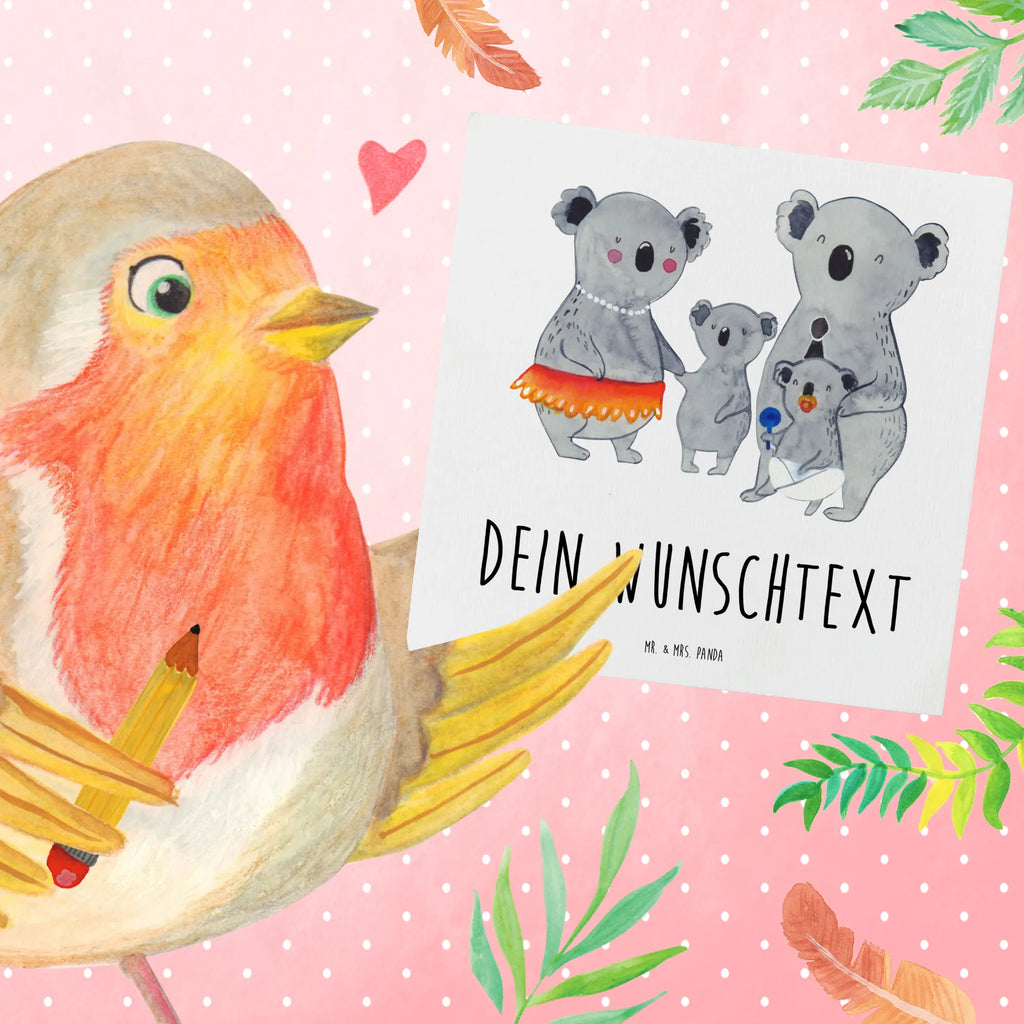 Personalisierte Deluxe Karte Koala Familie Personalisierte Grußkarte, Personalisiertere Klappkarte, Personalisierte Einladungskarte, Personalisierte Glückwunschkarte, Personalisierte Hochzeitskarte, Personalisierte Geburtstagskarte, Grußkarte mit Namen, Grußkarte selber drucken, Grußkarte selbst gestalten, Grußkarte mit persönlichen Nachrichten, Grußkarte als Geldgeschenk, Grußkarten personalisiert, Personalisierte Karte, Familie, Vatertag, Muttertag, Bruder, Schwester, Mama, Papa, Oma, Opa, Koala, Koalas, Family, Kinder, Geschwister, Familienleben