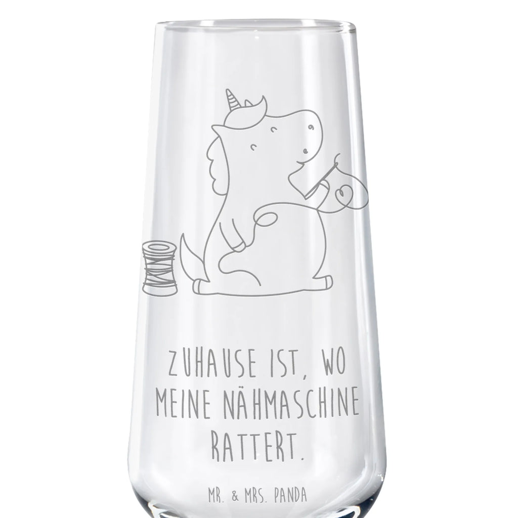 Sektglas Einhorn Näherin Sektglas, Sektglas mit Gravur, Spülmaschinenfeste Sektgläser, Einhorn, Einhörner, Einhorn Deko, Pegasus, Unicorn, Näherin, nähen, Mädchen, Freundin, Häkeln, Stricken, basteln, Nähzimmer