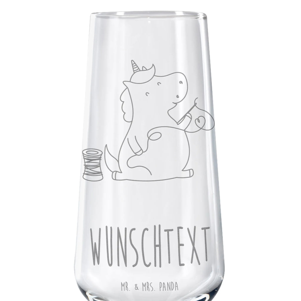 Personalisiertes Sektglas Einhorn Näherin Sektglas, Sektglas mit Gravur, Spülmaschinenfeste Sektgläser, Einhorn, Einhörner, Einhorn Deko, Pegasus, Unicorn, Näherin, nähen, Mädchen, Freundin, Häkeln, Stricken, basteln, Nähzimmer