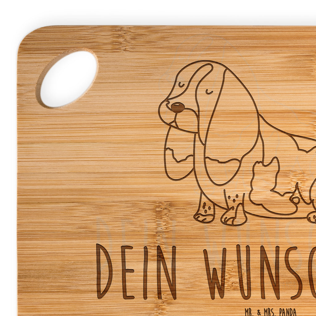 Personalisiertes Schneidebrett Hund Basset Hound Personalisiertes Schneidebrett, Schneidebrett mit Namen, Schneidebrett selbst gestalten, Schneidebrett mit Wunschtext, Personalisiertes Holzbrett, Holzbrett mit Namen, Holzbrett selbst gestalten, Holzbrett mit Wunschtext, Personalisiertes Küchenbrett, Küchenbrett mit Namen, Küchenbrett selbst gestalten, Küchenbrett mit Wunschtext, Personalisiertes Frühstücksbrett, Frühstücksbrett mit Namen, Frühstücksbrett selbst gestalten, Frühstücksbrett mit Wunschtext, Personalisiertes Hackbrett, Hackbrett mit Namen, Hackbrett selbst gestalten, Hackbrett mit Wunschtext, Personalisiertes Brett, Brett mit Namen, Brett selbst gestalten, Brett mit Wunschtext, Personalisiertes Holzbrettchen, Holzbrettchen mit Namen, Holzbrettchen selbst gestalten, Holzbrettchen mit Wunschtext, Personalisiertes Servierbrett, Servierbrett mit Namen, Servierbrett selbst gestalten, Servierbrett mit Wunschtext, Hund, Hundemotiv, Haustier, Hunderasse, Tierliebhaber, Hundebesitzer, Sprüche, Basset Hound, Basset, Hundeliebe, kinderlos