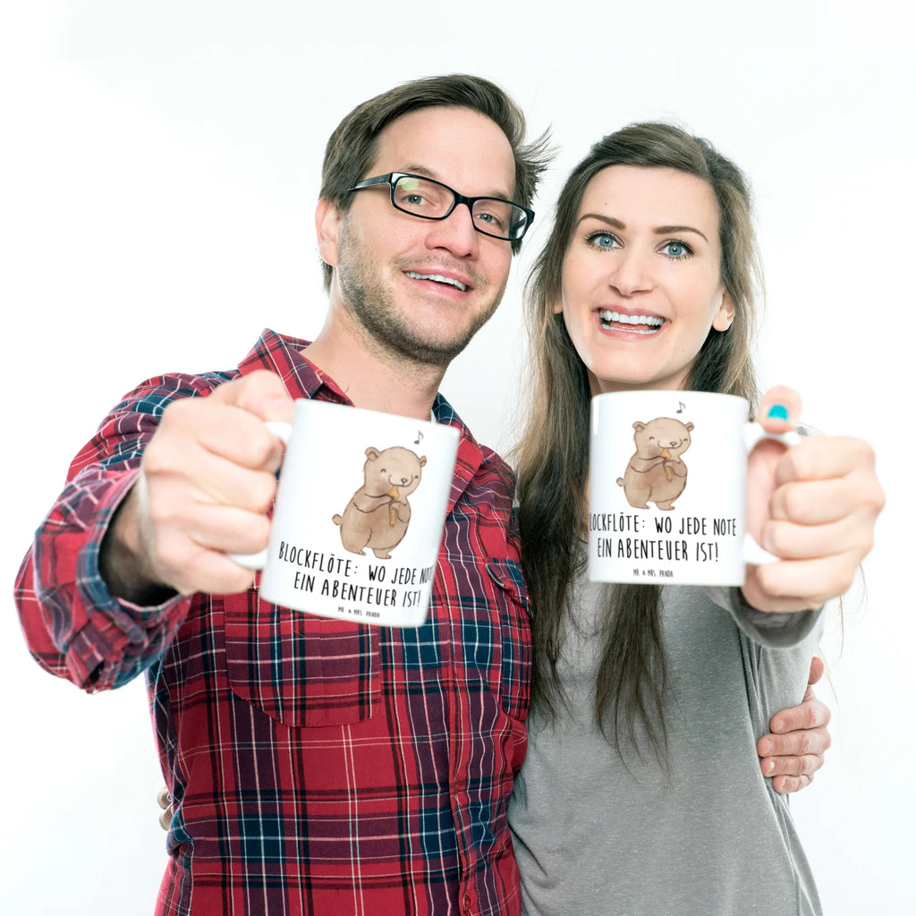 Mug Blockflöte: Wo jede Note ein Abenteuer ist! Tasse, Kaffeetasse, Teetasse, Becher, Kaffeebecher, Teebecher, Keramiktasse, Porzellantasse, Büro Tasse, Geschenk Tasse, Tasse Sprüche, Tasse Motive, Kaffeetassen, Tasse bedrucken, Designer Tasse, Cappuccino Tassen, Schöne Teetassen, Instrumente, Geschenke Musiker, Musikliebhaber