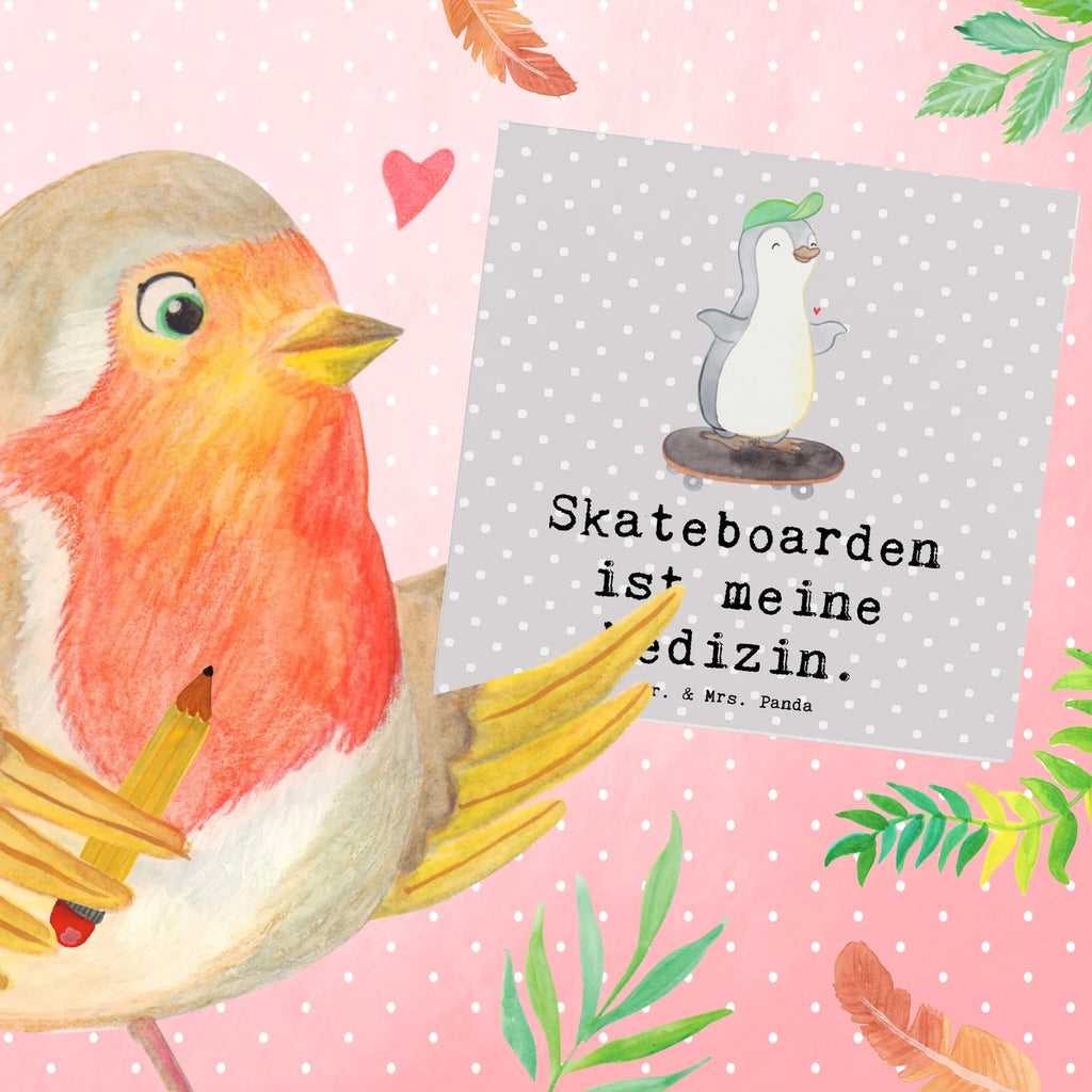 Deluxe Karte Pinguin Skateboarden Karte, Grußkarte, Klappkarte, Einladungskarte, Glückwunschkarte, Hochzeitskarte, Geburtstagskarte, Hochwertige Grußkarte, Hochwertige Klappkarte, Geschenk, Sport, Sportart, Hobby, Schenken, Danke, Dankeschön, Auszeichnung, Gewinn, Sportler, Skateboarden, Skateboard fahren, Skaten, Skateboard, Skateplatz