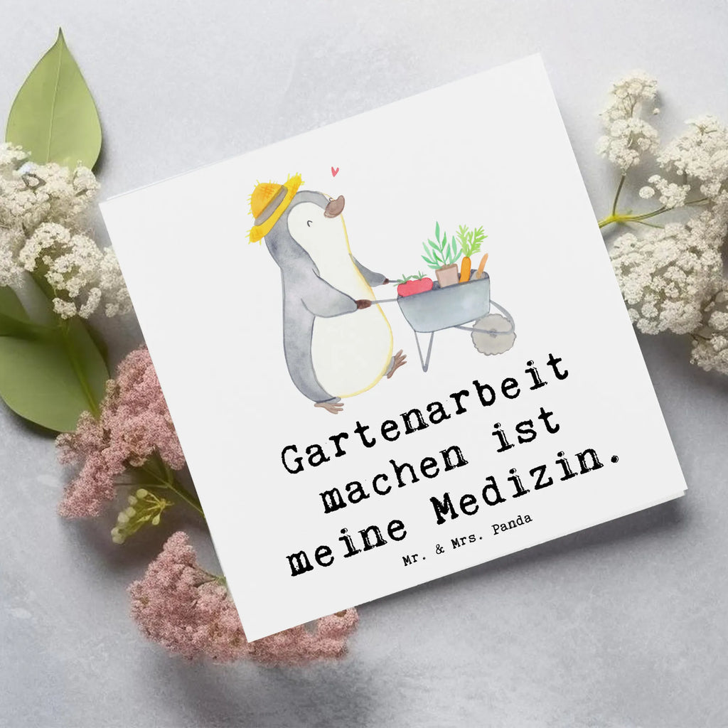 Deluxe Karte Pinguin Gartenarbeit Karte, Grußkarte, Klappkarte, Einladungskarte, Glückwunschkarte, Hochzeitskarte, Geburtstagskarte, Hochwertige Grußkarte, Hochwertige Klappkarte, Geschenk, Sport, Sportart, Hobby, Schenken, Danke, Dankeschön, Auszeichnung, Gewinn, Sportler, Gartenarbeit, Urban gardening, Gärtnern, Gartenpflege