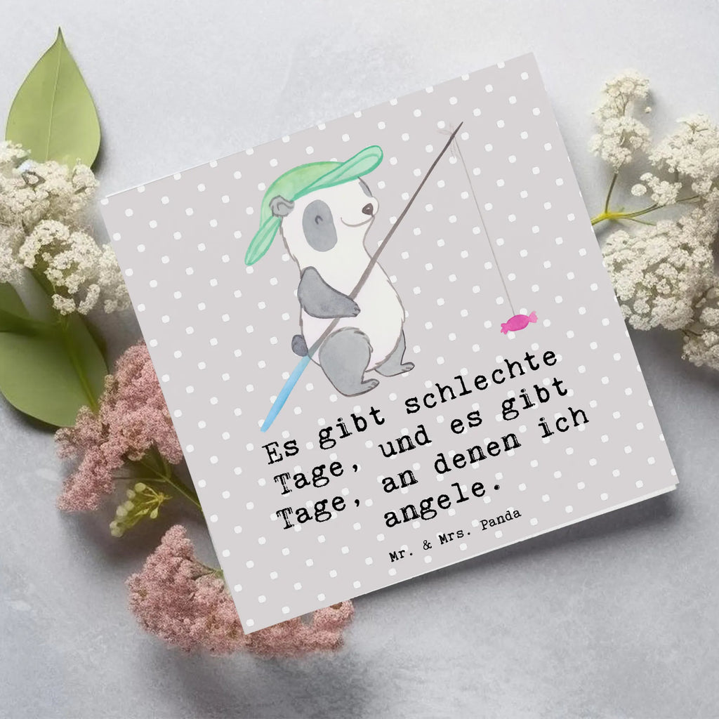 Deluxe Karte Panda Angeln Karte, Grußkarte, Klappkarte, Einladungskarte, Glückwunschkarte, Hochzeitskarte, Geburtstagskarte, Hochwertige Grußkarte, Hochwertige Klappkarte, Geschenk, Sport, Sportart, Hobby, Schenken, Danke, Dankeschön, Auszeichnung, Gewinn, Sportler, angeln, Angelsport, Angelverein, Angler, angeln gehen, Hobbyangler