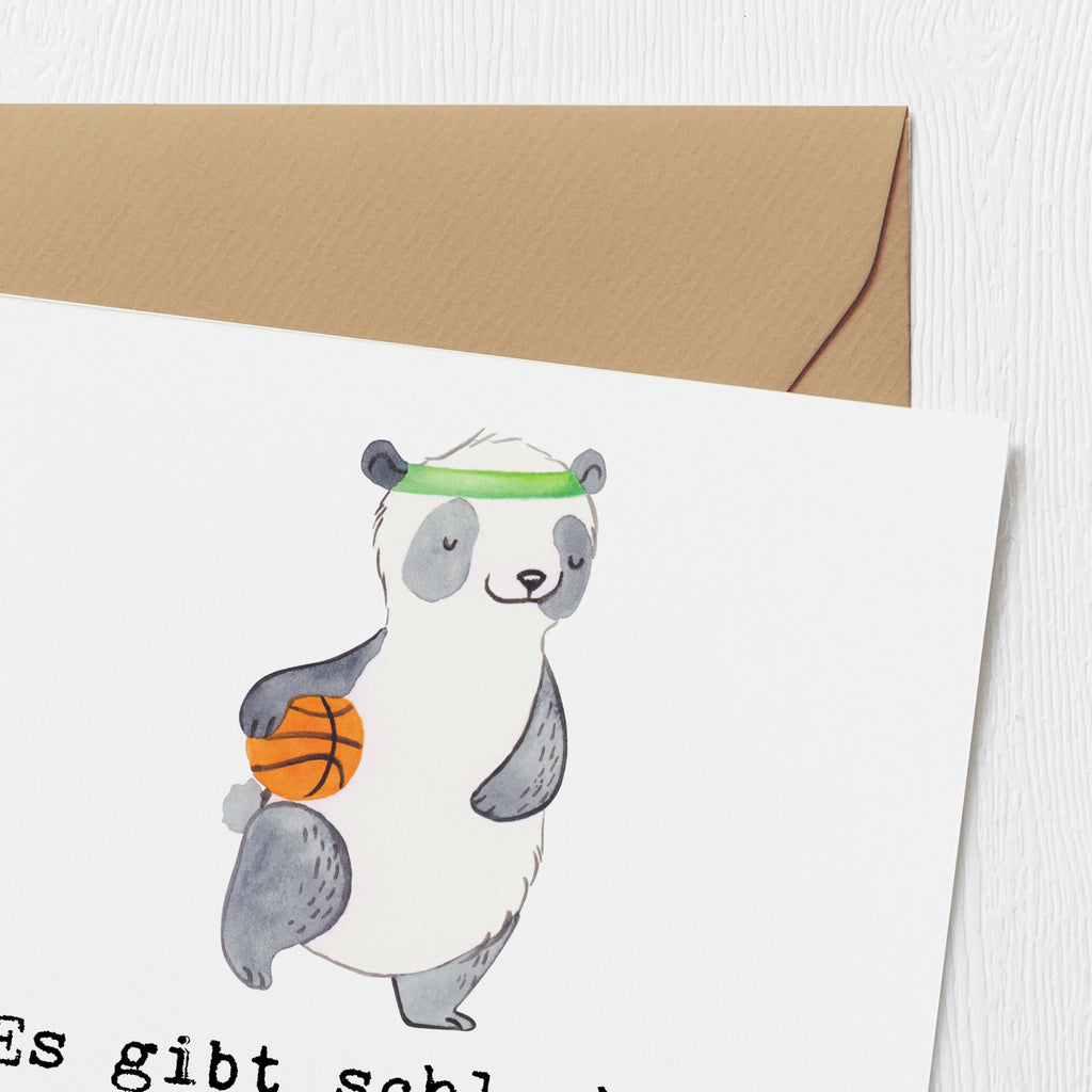 Deluxe Karte Panda Basketball Karte, Grußkarte, Klappkarte, Einladungskarte, Glückwunschkarte, Hochzeitskarte, Geburtstagskarte, Hochwertige Grußkarte, Hochwertige Klappkarte, Geschenk, Sport, Sportart, Hobby, Schenken, Danke, Dankeschön, Auszeichnung, Gewinn, Sportler, Basketball, Basketball Verein, Basketball Verband, Basketballplatz