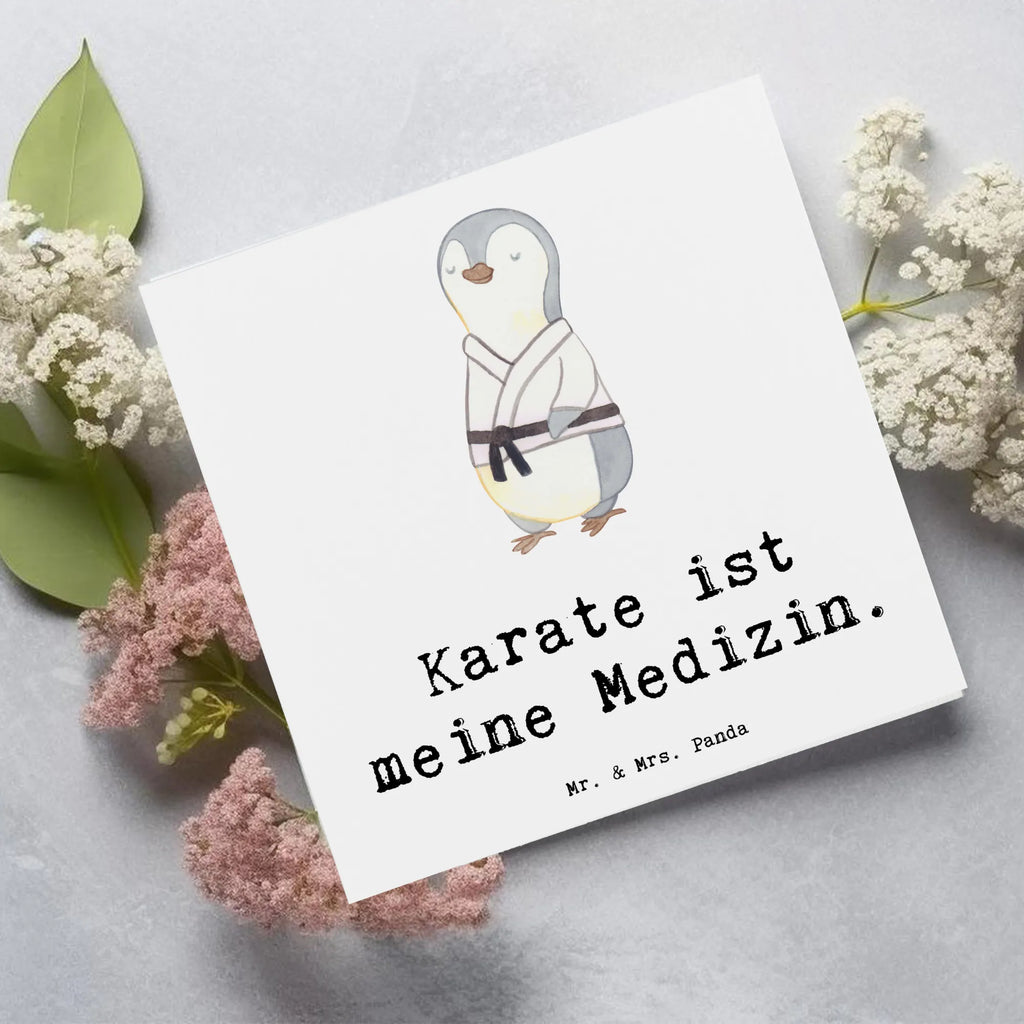 Deluxe Karte Pinguin Karate Karte, Grußkarte, Klappkarte, Einladungskarte, Glückwunschkarte, Hochzeitskarte, Geburtstagskarte, Hochwertige Grußkarte, Hochwertige Klappkarte, Geschenk, Sport, Sportart, Hobby, Schenken, Danke, Dankeschön, Auszeichnung, Gewinn, Sportler, Karate, Kampfsportart, Selbstverteidigung, Kampfkunst, Karate Verein