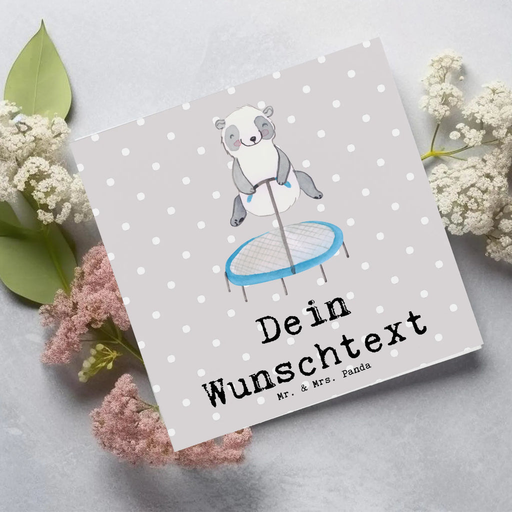 Personalisierte Deluxe Karte Panda Trampolin springen Personalisierte Grußkarte, Personalisiertere Klappkarte, Personalisierte Einladungskarte, Personalisierte Glückwunschkarte, Personalisierte Hochzeitskarte, Personalisierte Geburtstagskarte, Grußkarte mit Namen, Grußkarte selber drucken, Grußkarte selbst gestalten, Grußkarte mit persönlichen Nachrichten, Grußkarte als Geldgeschenk, Grußkarten personalisiert, Personalisierte Karte, Geschenk, Sport, Sportart, Hobby, Schenken, Danke, Dankeschön, Auszeichnung, Gewinn, Sportler, Trampolin springen, Trampolin Springen, Trampolin Turnen, Fitnessstudio