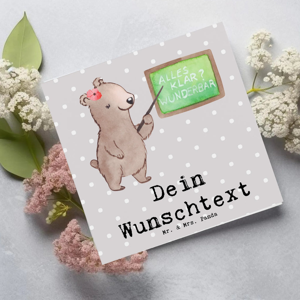 Personalisierte Deluxe Karte Sachkundelehrerin Herz Personalisierte Grußkarte, Personalisiertere Klappkarte, Personalisierte Einladungskarte, Personalisierte Glückwunschkarte, Personalisierte Hochzeitskarte, Personalisierte Geburtstagskarte, Grußkarte mit Namen, Grußkarte selber drucken, Grußkarte selbst gestalten, Grußkarte mit persönlichen Nachrichten, Grußkarte als Geldgeschenk, Grußkarten personalisiert, Personalisierte Karte, Beruf, Ausbildung, Jubiläum, Abschied, Rente, Kollege, Kollegin, Geschenk, Schenken, Arbeitskollege, Mitarbeiter, Firma, Danke, Dankeschön, Sachkundelehrerin, Sachkundeunterricht, Schule, Grundschule