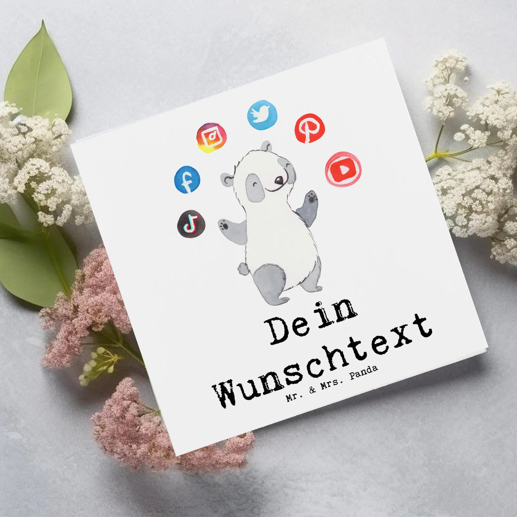 Personalisierte Deluxe Karte Social Media Manager Herz Personalisierte Grußkarte, Personalisiertere Klappkarte, Personalisierte Einladungskarte, Personalisierte Glückwunschkarte, Personalisierte Hochzeitskarte, Personalisierte Geburtstagskarte, Grußkarte mit Namen, Grußkarte selber drucken, Grußkarte selbst gestalten, Grußkarte mit persönlichen Nachrichten, Grußkarte als Geldgeschenk, Grußkarten personalisiert, Personalisierte Karte, Beruf, Ausbildung, Jubiläum, Abschied, Rente, Kollege, Kollegin, Geschenk, Schenken, Arbeitskollege, Mitarbeiter, Firma, Danke, Dankeschön