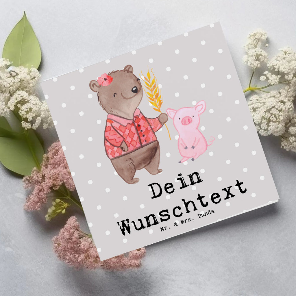 Personalisierte Deluxe Karte Bäuerin Herz Personalisierte Grußkarte, Personalisiertere Klappkarte, Personalisierte Einladungskarte, Personalisierte Glückwunschkarte, Personalisierte Hochzeitskarte, Personalisierte Geburtstagskarte, Grußkarte mit Namen, Grußkarte selber drucken, Grußkarte selbst gestalten, Grußkarte mit persönlichen Nachrichten, Grußkarte als Geldgeschenk, Grußkarten personalisiert, Personalisierte Karte, Beruf, Ausbildung, Jubiläum, Abschied, Rente, Kollege, Kollegin, Geschenk, Schenken, Arbeitskollege, Mitarbeiter, Firma, Danke, Dankeschön, Landwirtin, Bäuerin, Tierwirtin, Agronomin, Farmerin, Bauernhof