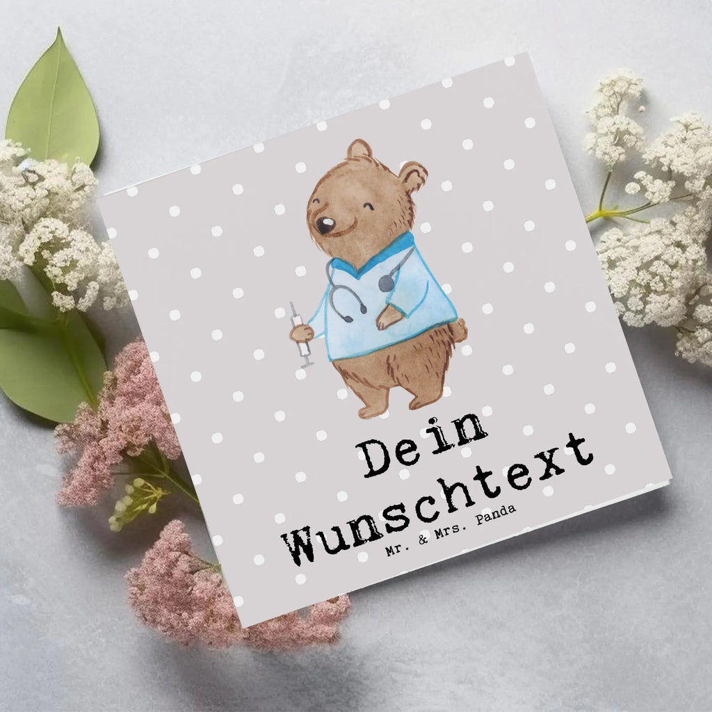 Personalisierte Deluxe Karte Anästhesist Herz Personalisierte Grußkarte, Personalisiertere Klappkarte, Personalisierte Einladungskarte, Personalisierte Glückwunschkarte, Personalisierte Hochzeitskarte, Personalisierte Geburtstagskarte, Grußkarte mit Namen, Grußkarte selber drucken, Grußkarte selbst gestalten, Grußkarte mit persönlichen Nachrichten, Grußkarte als Geldgeschenk, Grußkarten personalisiert, Personalisierte Karte, Beruf, Ausbildung, Jubiläum, Abschied, Rente, Kollege, Kollegin, Geschenk, Schenken, Arbeitskollege, Mitarbeiter, Firma, Danke, Dankeschön, Anästhesist, Narkosearzt, Anästhesie, Krankenhaus, Studium