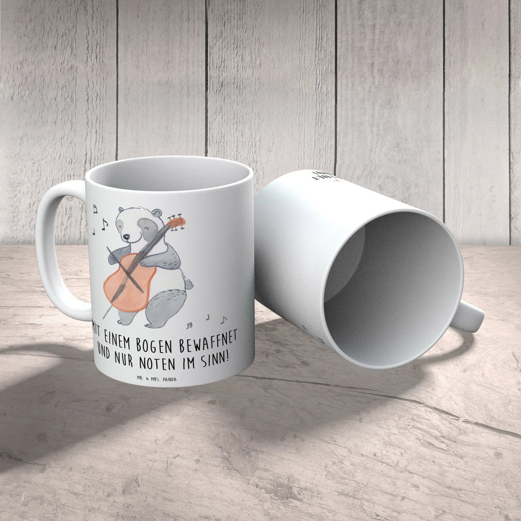 Mug Mit einem Bogen bewaffnet und nur Noten im Sinn! Tasse, Kaffeetasse, Teetasse, Becher, Kaffeebecher, Teebecher, Keramiktasse, Porzellantasse, Büro Tasse, Geschenk Tasse, Tasse Sprüche, Tasse Motive, Kaffeetassen, Tasse bedrucken, Designer Tasse, Cappuccino Tassen, Schöne Teetassen, Instrumente, Geschenke Musiker, Musikliebhaber