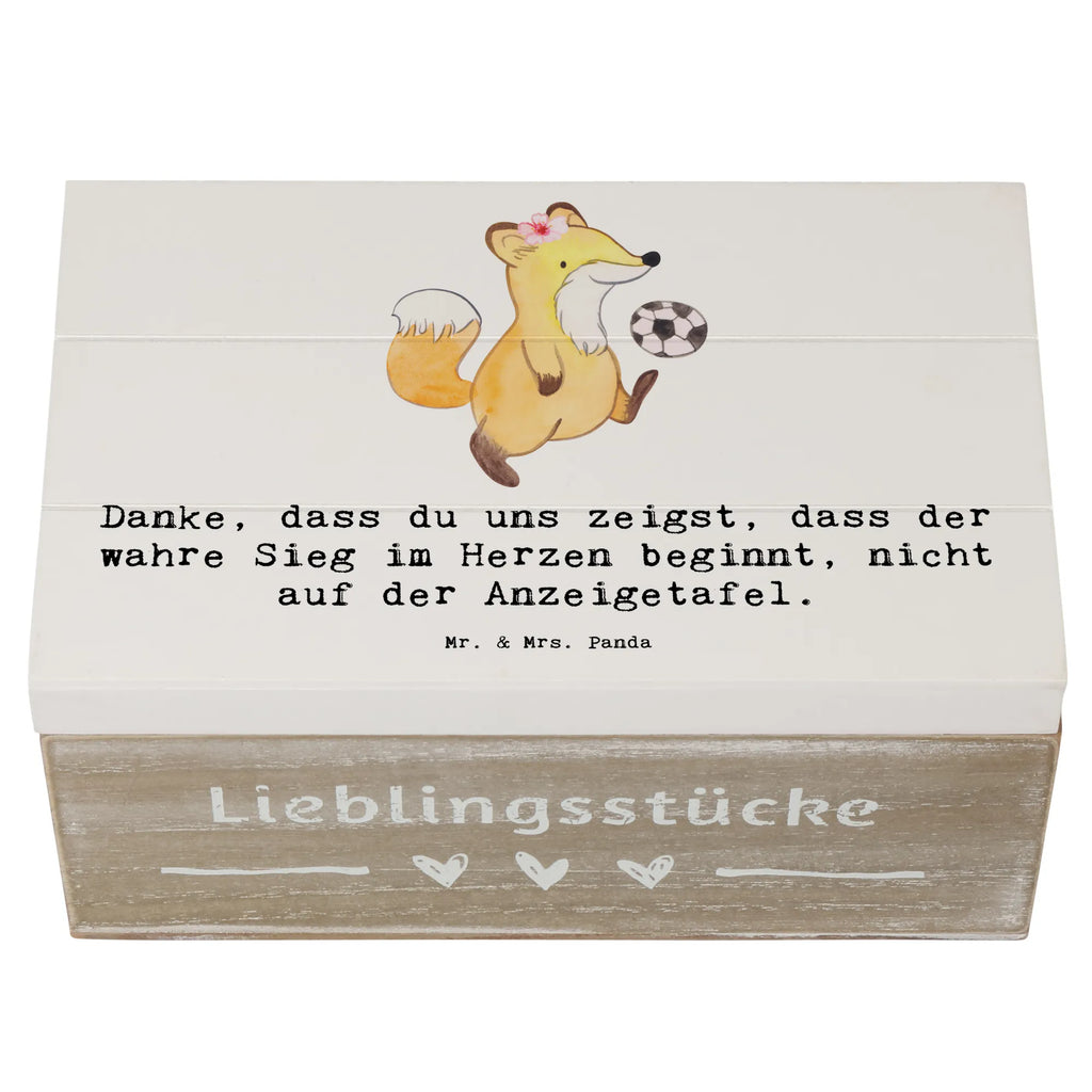 Holzkiste Fussball Trainerin Herzsieg Holzkiste, Kiste, Schatzkiste, Truhe, Schatulle, XXL, Erinnerungsbox, Erinnerungskiste, Dekokiste, Aufbewahrungsbox, Geschenkbox, Geschenkdose, Geschenk, Sport, Sportart, Hobby, Schenken, Danke, Dankeschön, Auszeichnung, Gewinn, Sportler