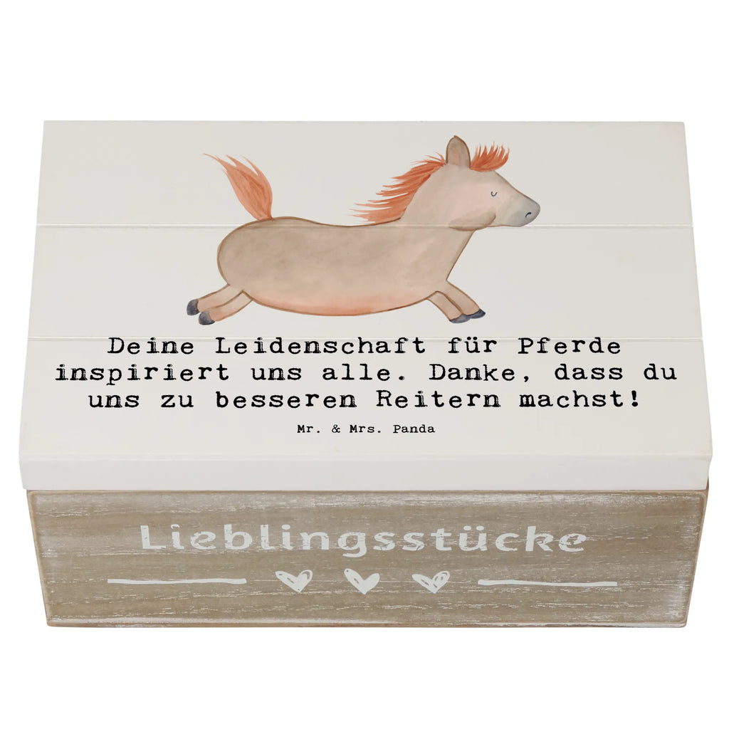 Holzkiste Reitsport Trainerin Inspiration Holzkiste, Kiste, Schatzkiste, Truhe, Schatulle, XXL, Erinnerungsbox, Erinnerungskiste, Dekokiste, Aufbewahrungsbox, Geschenkbox, Geschenkdose, Geschenk, Sport, Sportart, Hobby, Schenken, Danke, Dankeschön, Auszeichnung, Gewinn, Sportler