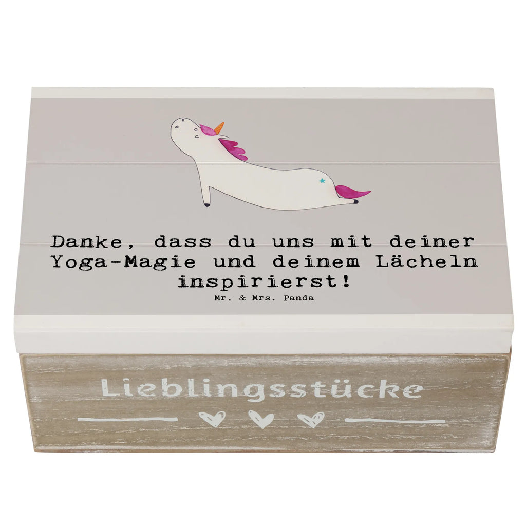 Holzkiste Yoga Trainerin Inspiration Holzkiste, Kiste, Schatzkiste, Truhe, Schatulle, XXL, Erinnerungsbox, Erinnerungskiste, Dekokiste, Aufbewahrungsbox, Geschenkbox, Geschenkdose, Geschenk, Sport, Sportart, Hobby, Schenken, Danke, Dankeschön, Auszeichnung, Gewinn, Sportler