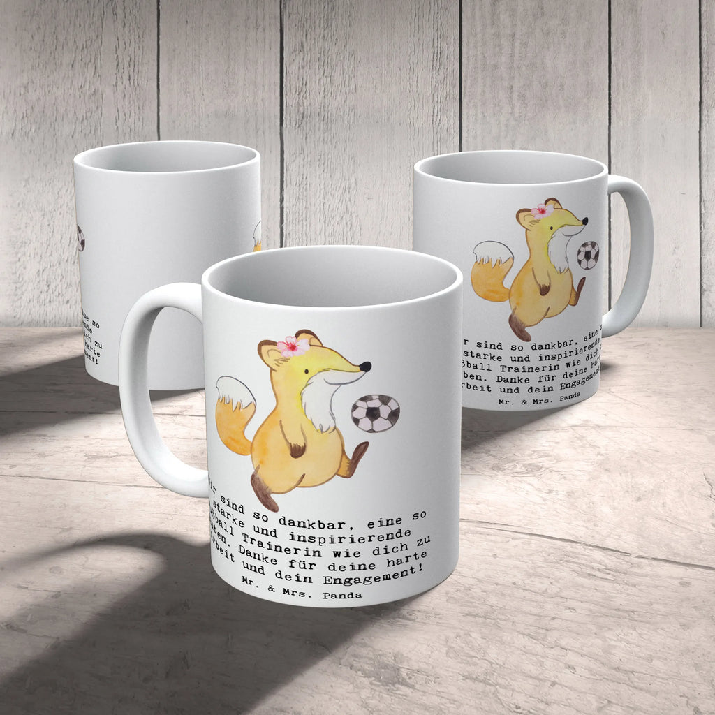 Tasse Fußball Trainerin Dankbarkeit Tasse, Kaffeetasse, Teetasse, Becher, Kaffeebecher, Teebecher, Keramiktasse, Porzellantasse, Büro Tasse, Geschenk Tasse, Tasse Sprüche, Tasse Motive, Kaffeetassen, Tasse bedrucken, Designer Tasse, Cappuccino Tassen, Schöne Teetassen, Geschenk, Sport, Sportart, Hobby, Schenken, Danke, Dankeschön, Auszeichnung, Gewinn, Sportler