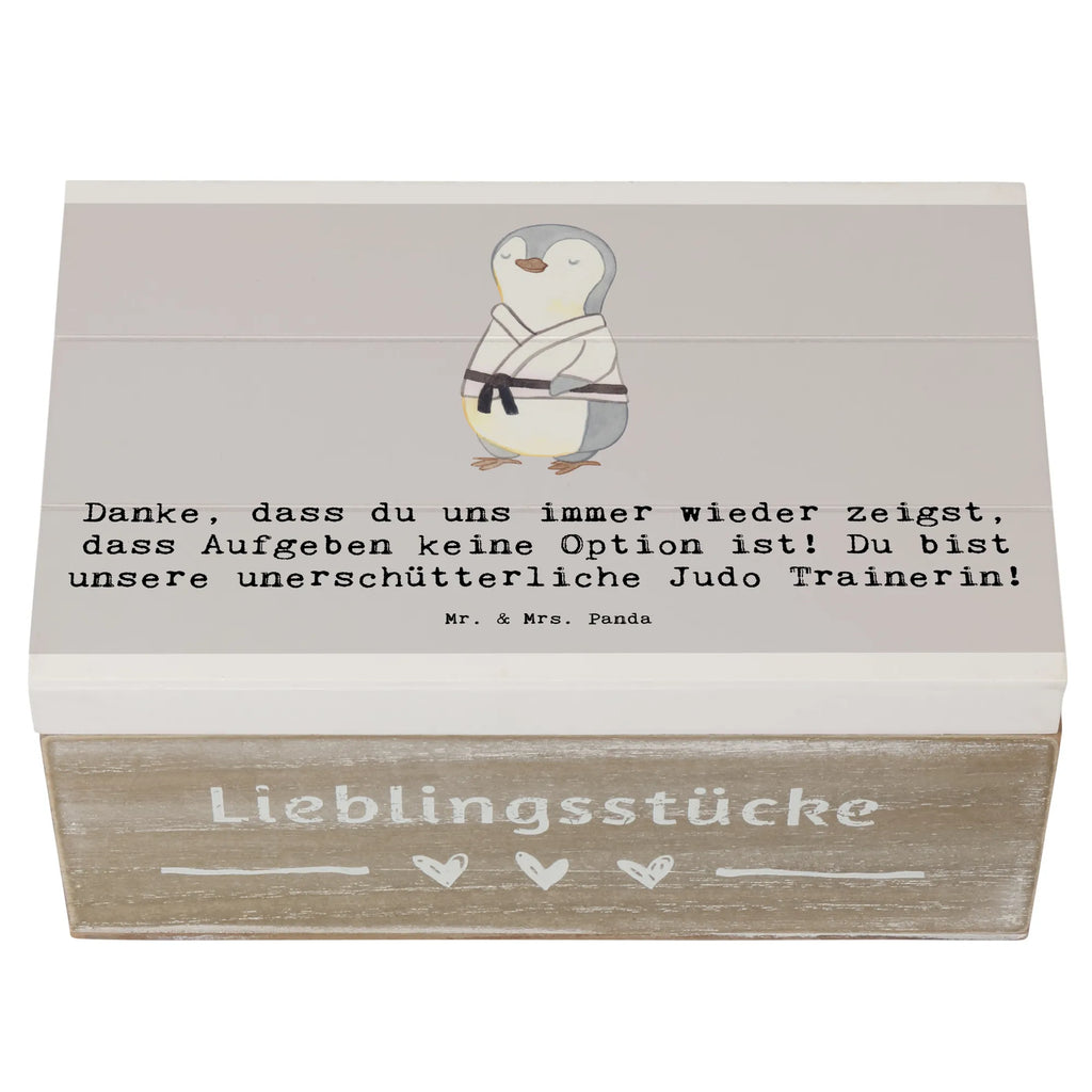 Holzkiste Unerschütterliche Judo Trainerin Holzkiste, Kiste, Schatzkiste, Truhe, Schatulle, XXL, Erinnerungsbox, Erinnerungskiste, Dekokiste, Aufbewahrungsbox, Geschenkbox, Geschenkdose, Geschenk, Sport, Sportart, Hobby, Schenken, Danke, Dankeschön, Auszeichnung, Gewinn, Sportler