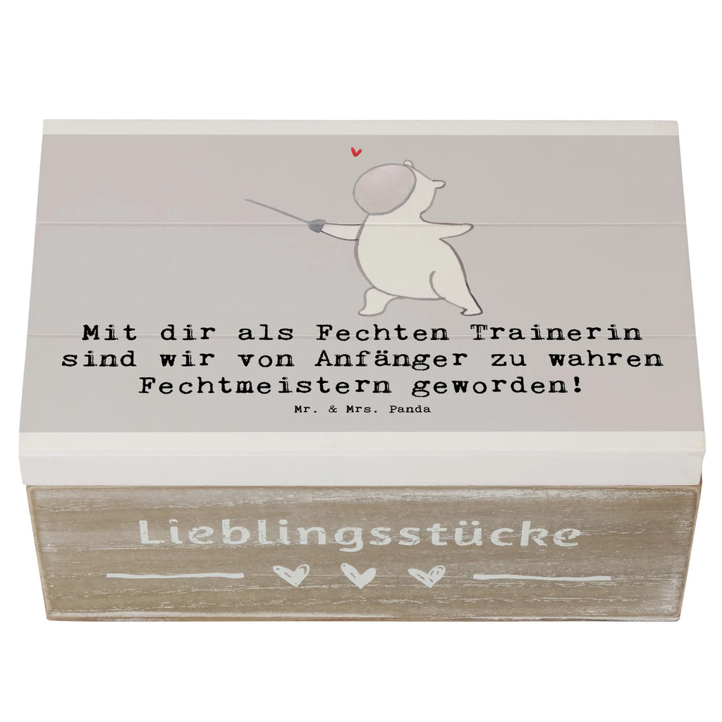 Holzkiste Fechten Trainerin Meister Holzkiste, Kiste, Schatzkiste, Truhe, Schatulle, XXL, Erinnerungsbox, Erinnerungskiste, Dekokiste, Aufbewahrungsbox, Geschenkbox, Geschenkdose, Geschenk, Sport, Sportart, Hobby, Schenken, Danke, Dankeschön, Auszeichnung, Gewinn, Sportler